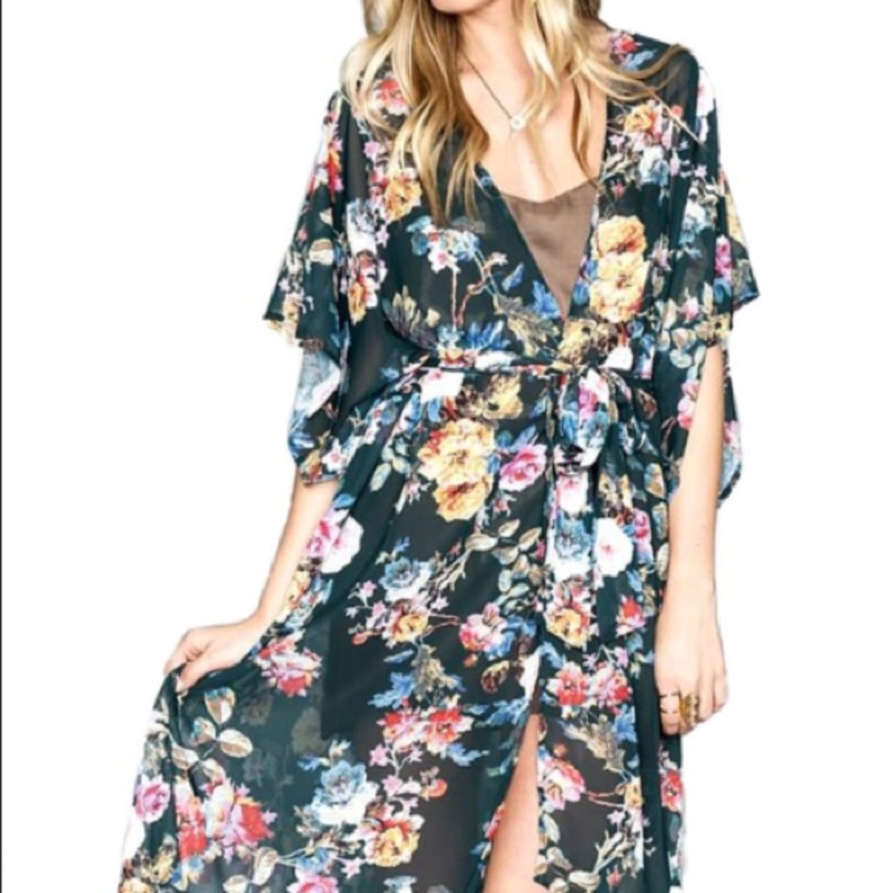 Show Me Your Mumu Mallory Wrap in Rosieo & Juliet